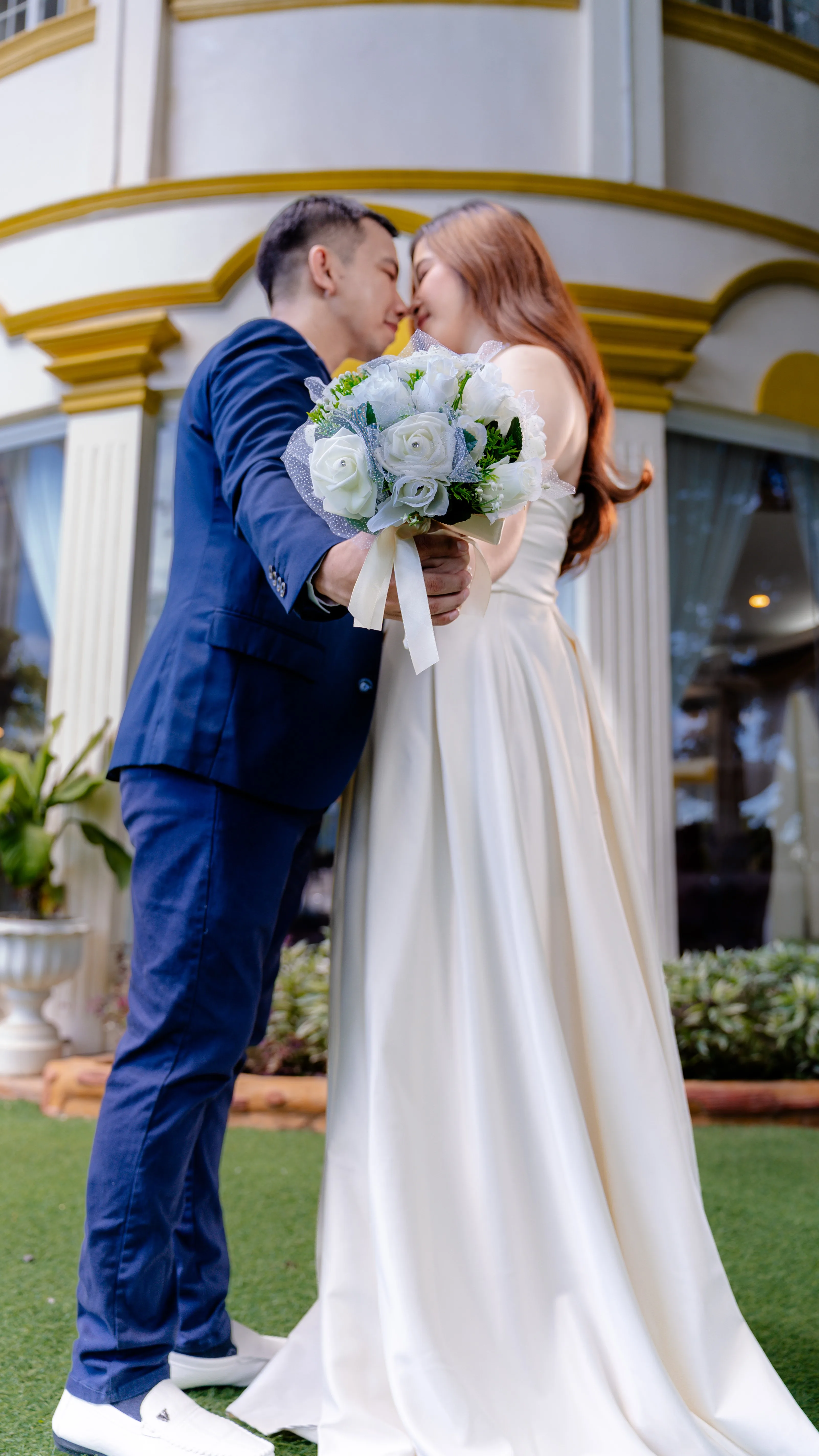 Wedding moment 1